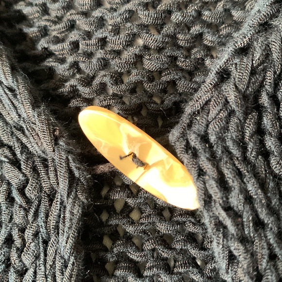 Kenzie deep blue open knit 3/4 sleeve one oval shell button cardigan EUC - Picture 3 of 5